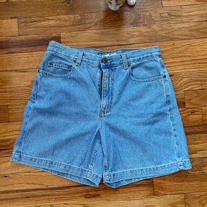 Liz Clairbone Size 10 Mom Shorts